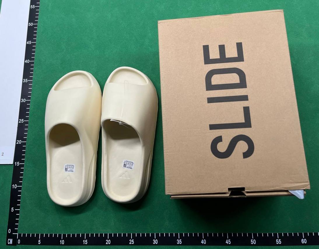 Burberry&Yeezy Slides