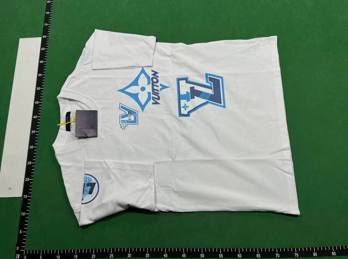 Louis Vuitton T-shirt Tee （ 40 Style