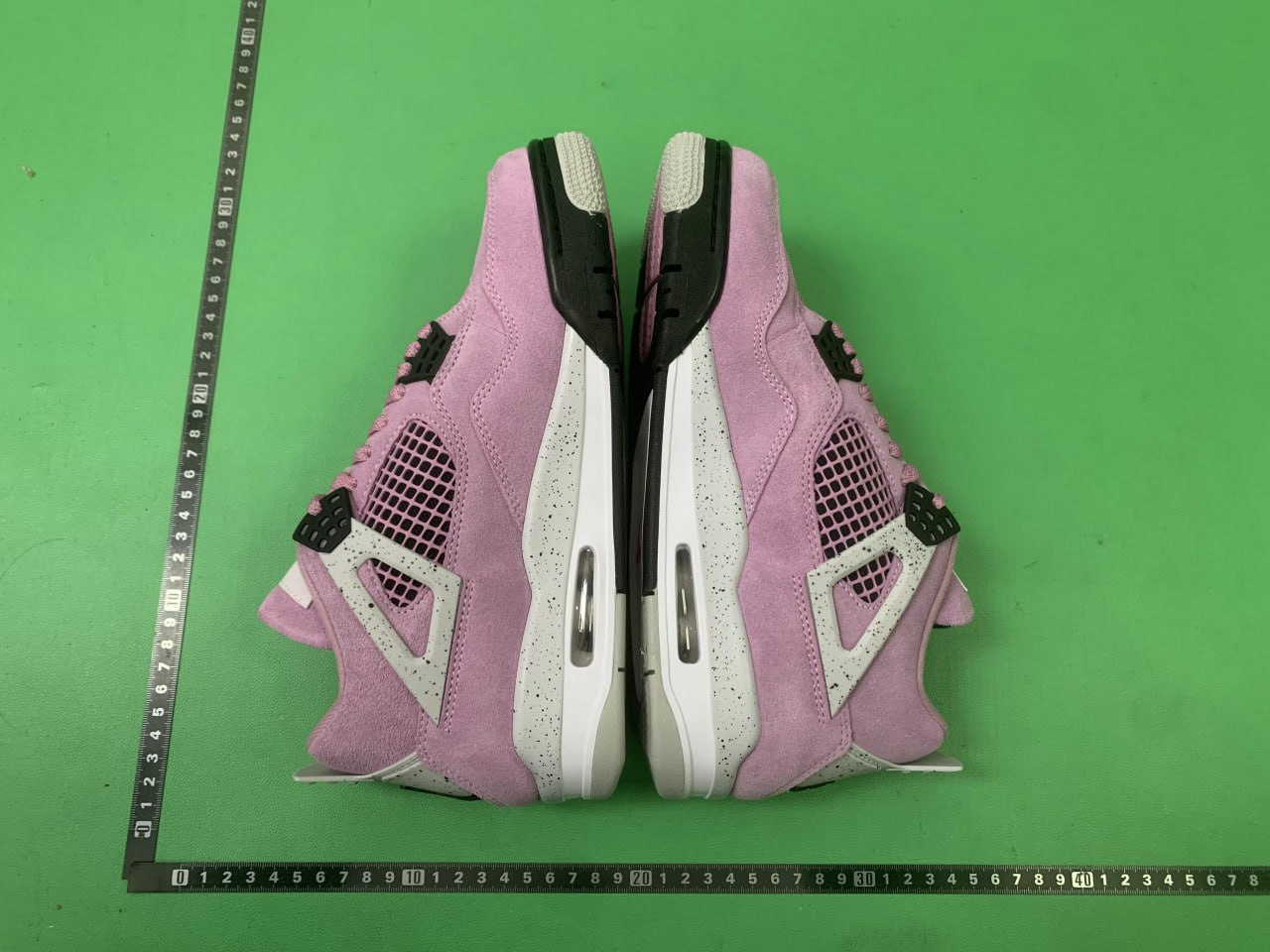Nike Air Jordan 4