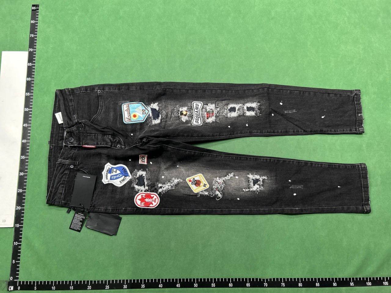 DSQUARED 2 jeans