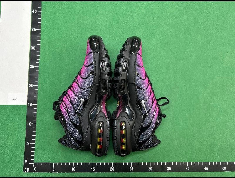 NIKE TN