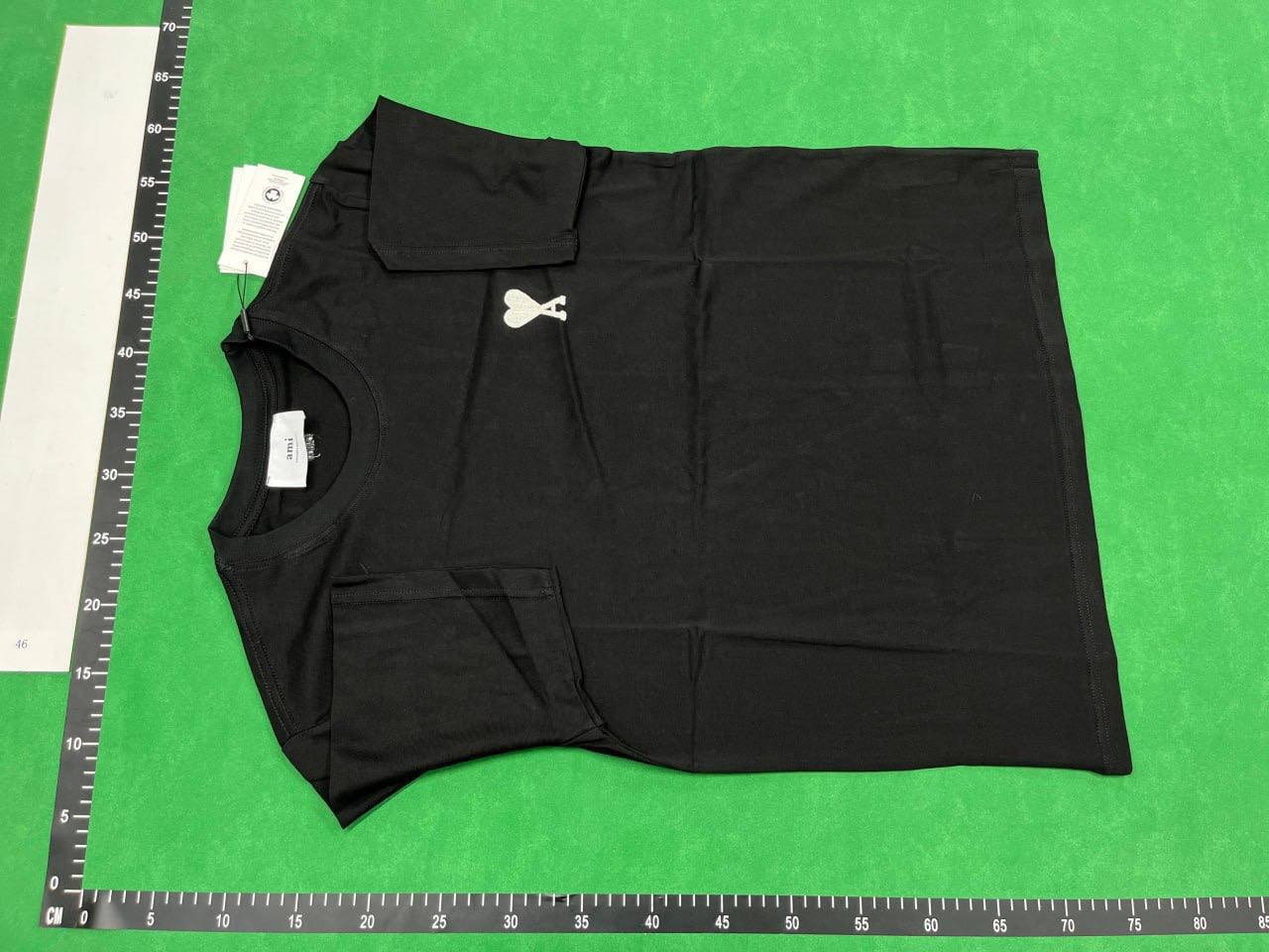 CAMISETA AMI