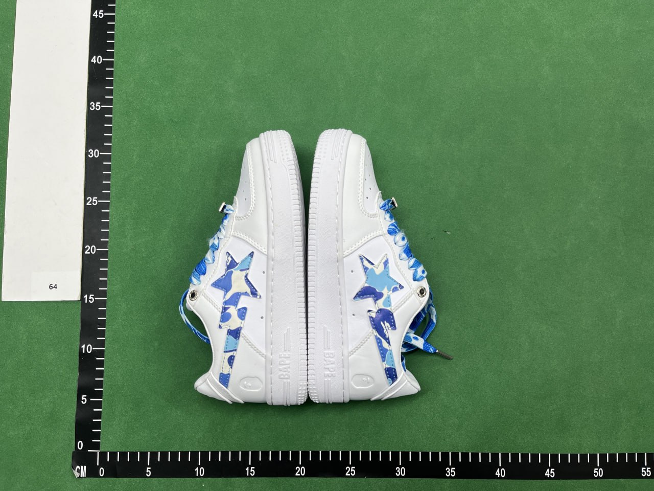 bape shoes (40 CP)