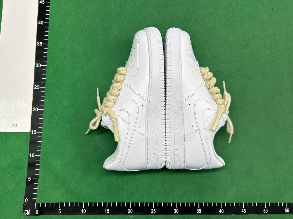 Nike Air Force (23 CP)