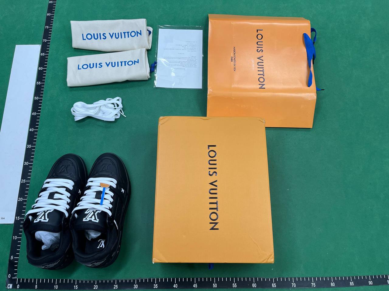 1:1 Original Version Louis Vuitton Trainer Shoes（40
