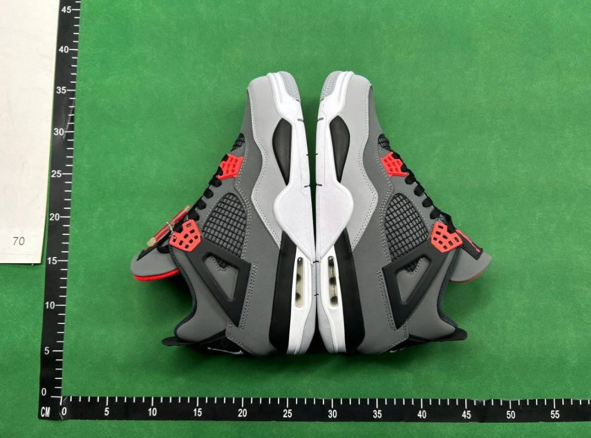 Jordan 4
