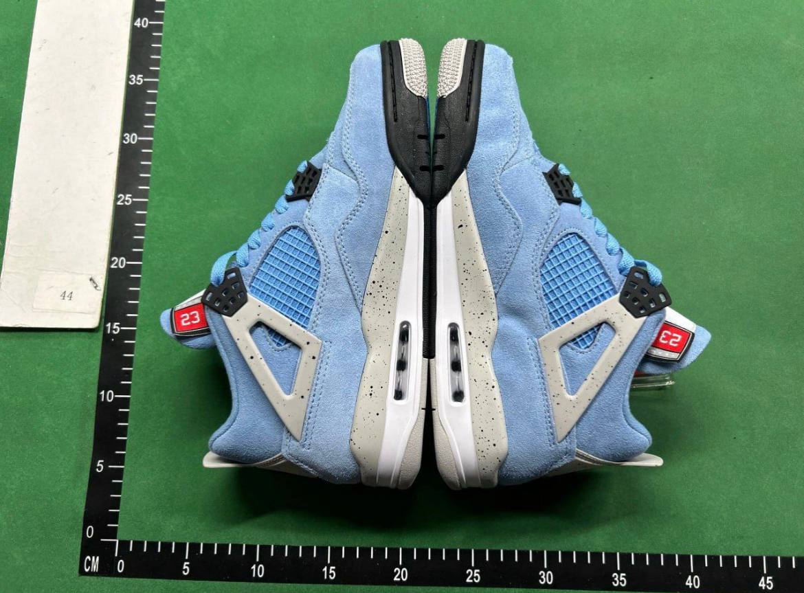 Jordan 4