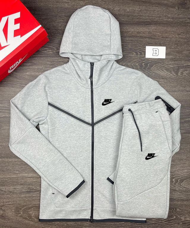 Ralph Lauren set & Nike clothing set