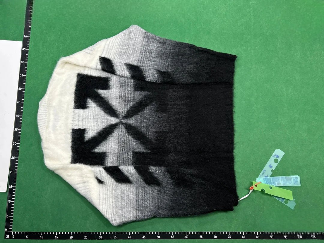 OFF-WHITE Arrow Motif Sweater [16+ styles]