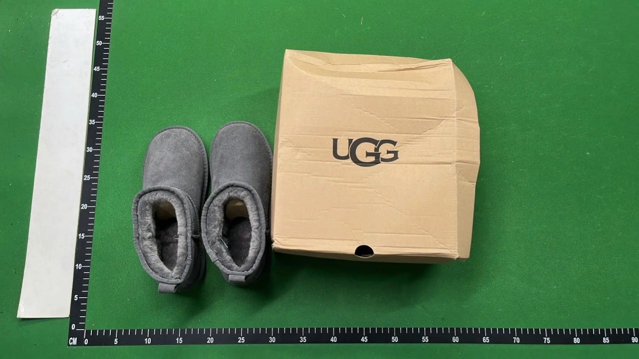 UGG Classic Mini Boots