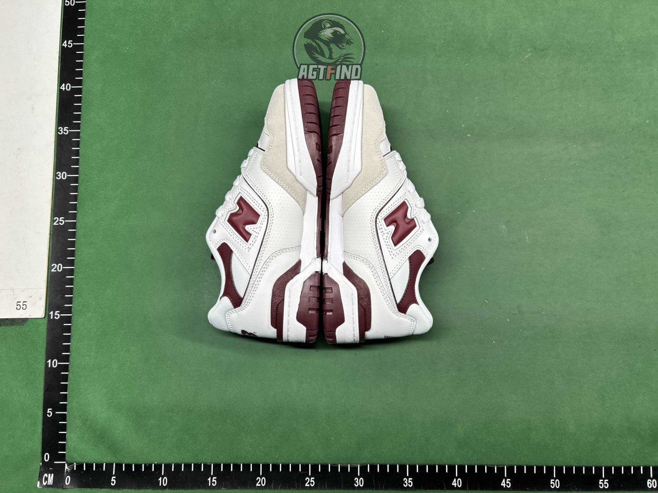 New Balance 550 Sneakers