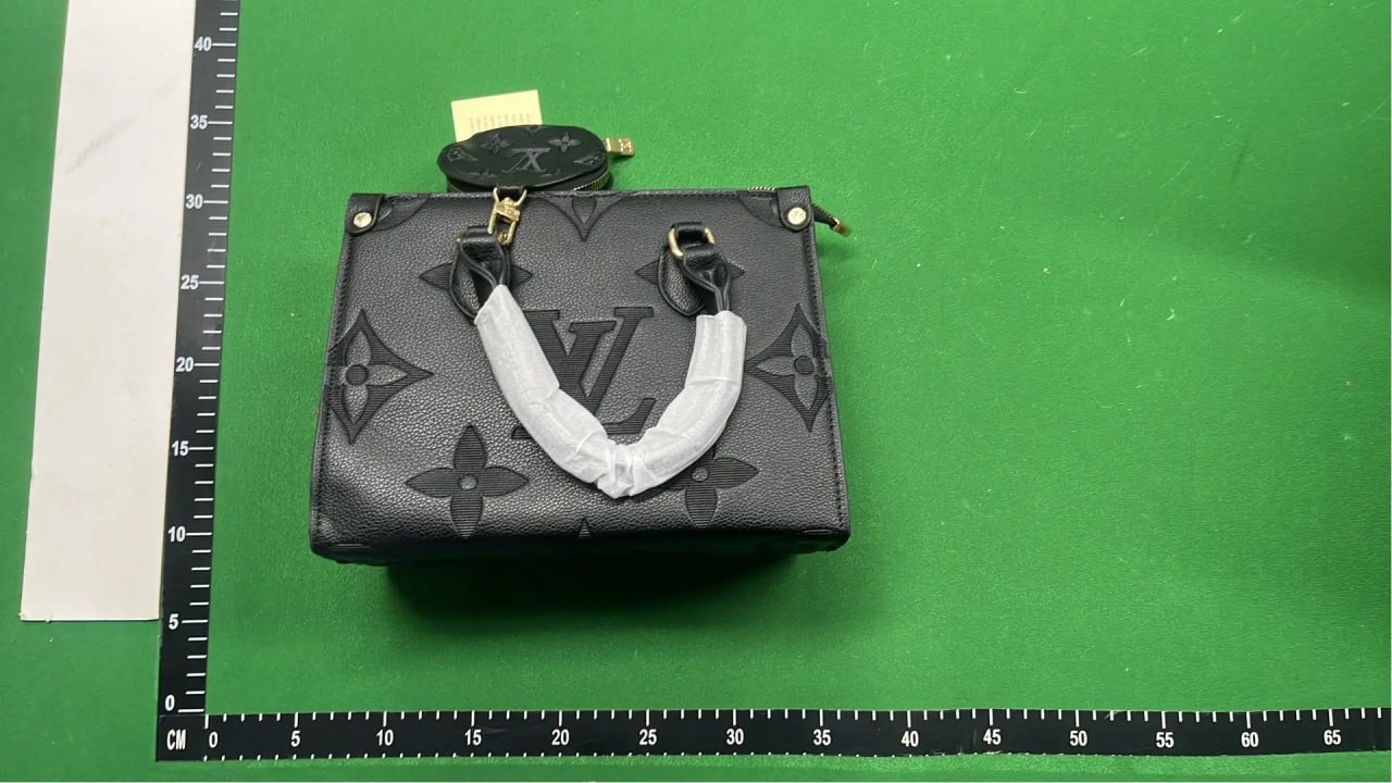 Louis Vuitton OnTheGo Tote Bag [9 Styles, 25x19x12 & 35x28x15 Sizes]
