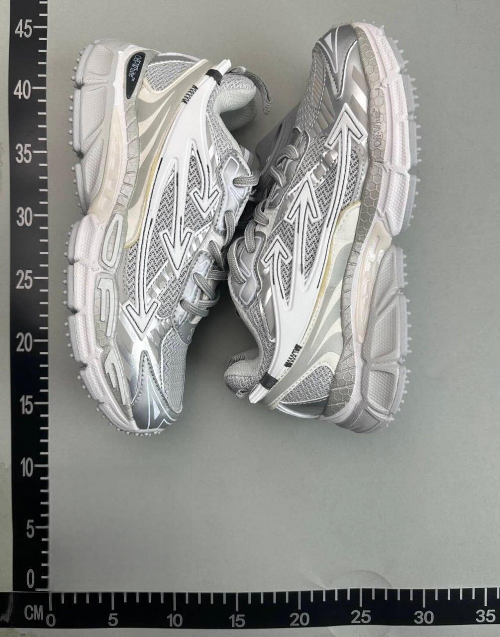 Off-White Be Right Back Sneakers