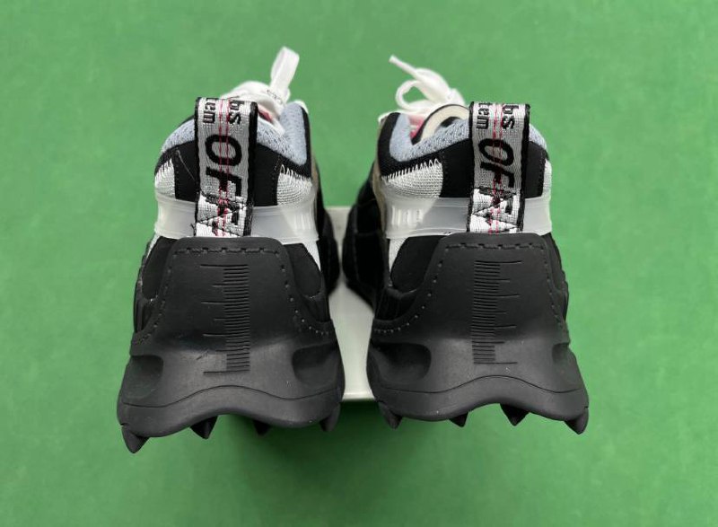 OFF-WHITE ODSY 1000 Sneakers