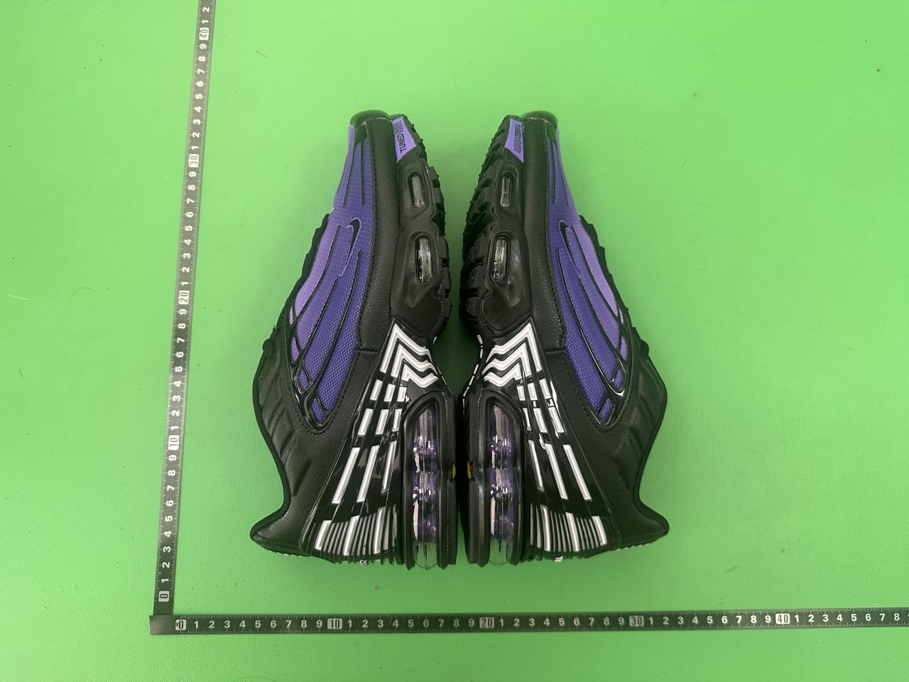 Nike Air Max Plus 3 Sneakers