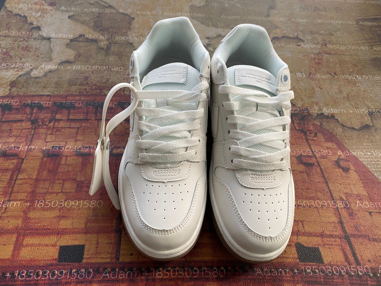 Off-White B22 Sneakers