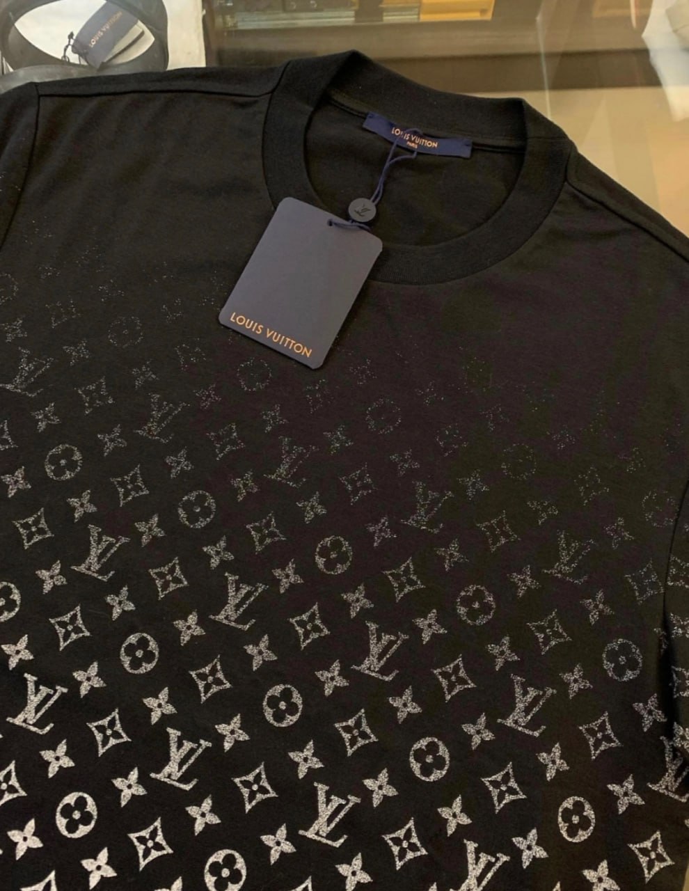 LV T Shirt