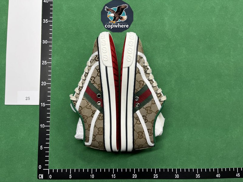 Gucci GG Supreme Sneakers [8 styles]