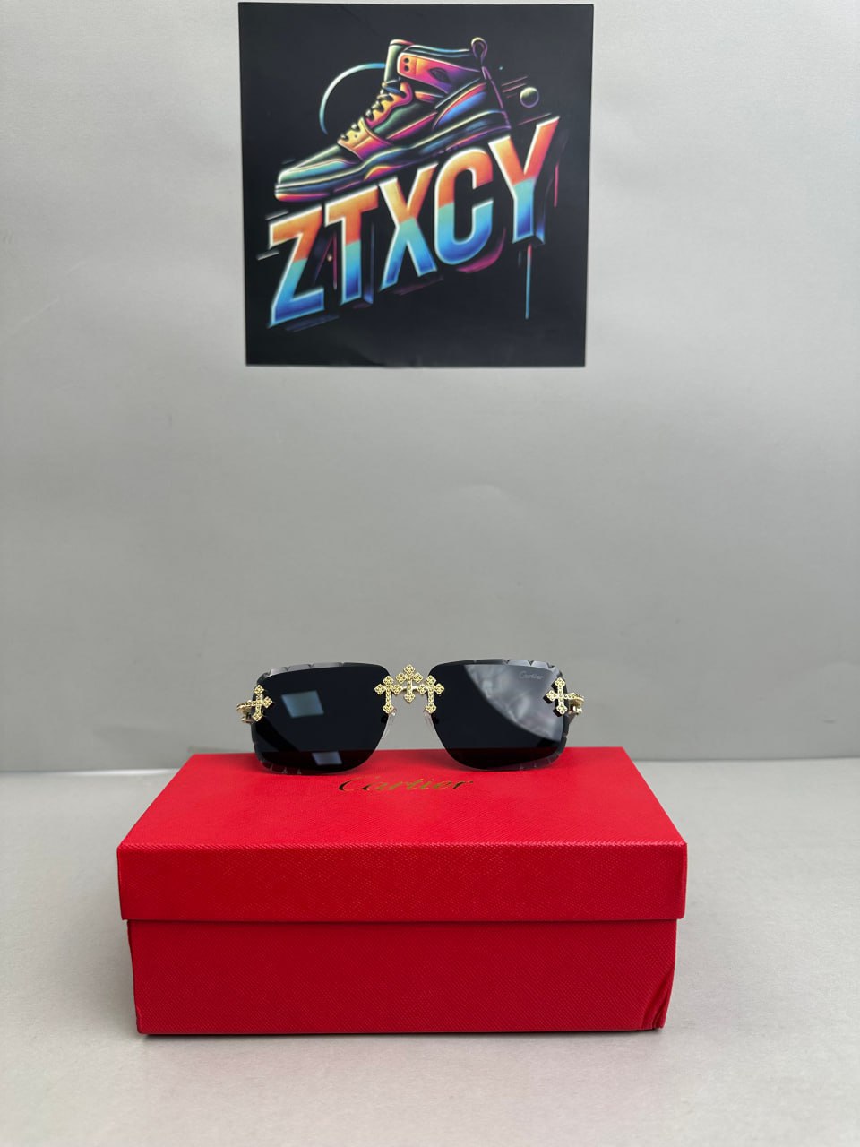 Cartier Panthère Sunglasses [19 styles]