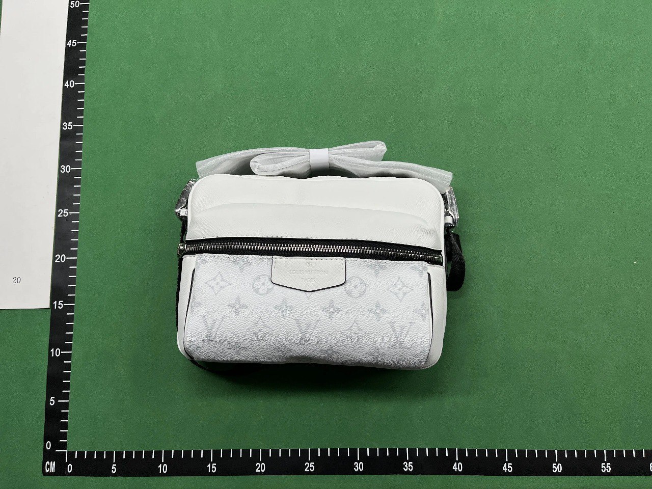 Louis Vuitton Monogram Belt Bag [40 styles]