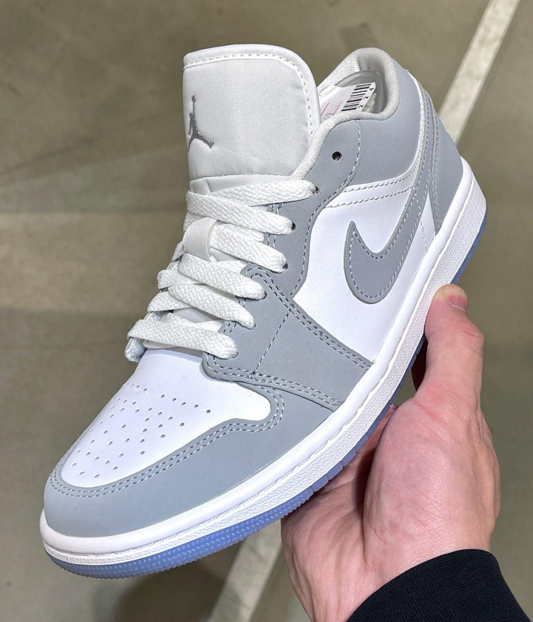 Nike Air Jordan 1 Low Sneakers [28 styles]