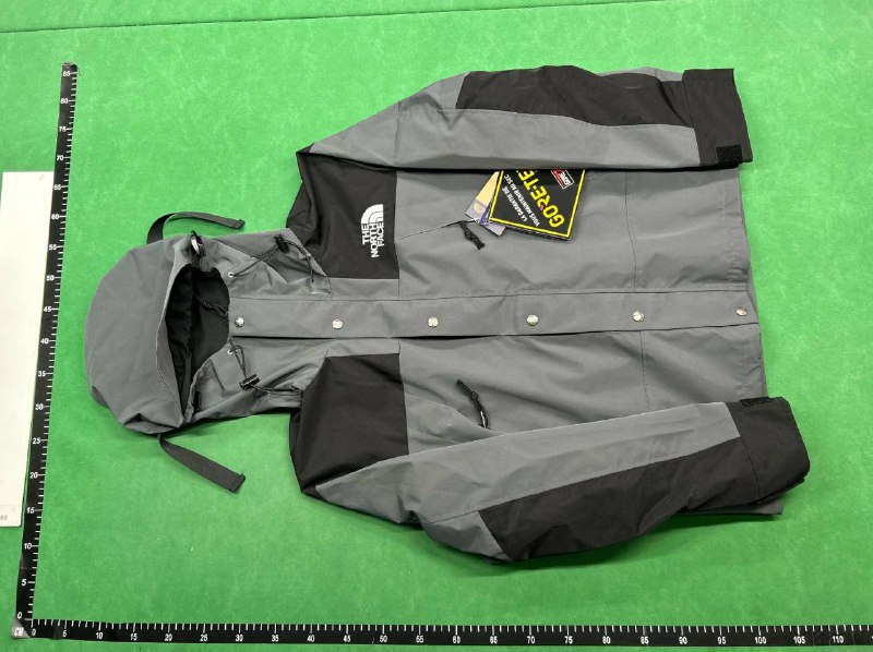 The North Face Mountain Light Jacket [3 styles]