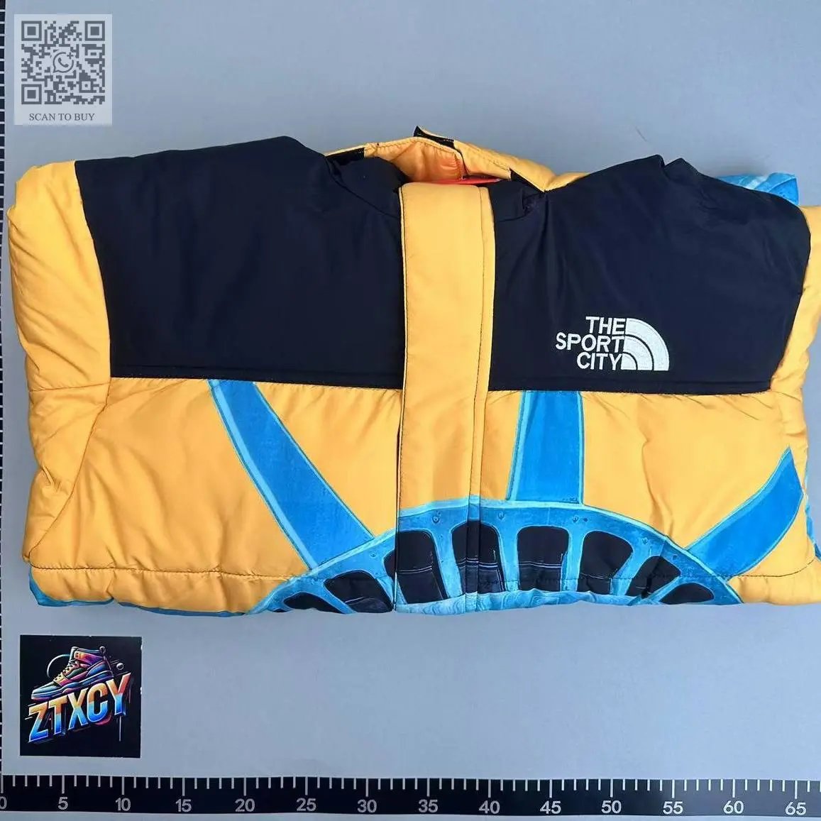 Supreme x The North Face Statue of Liberty Nuptse Jacket [3 styles]