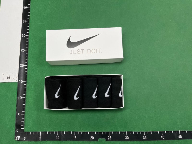 Nike Everyday Plus Crew Socks [16 styles]