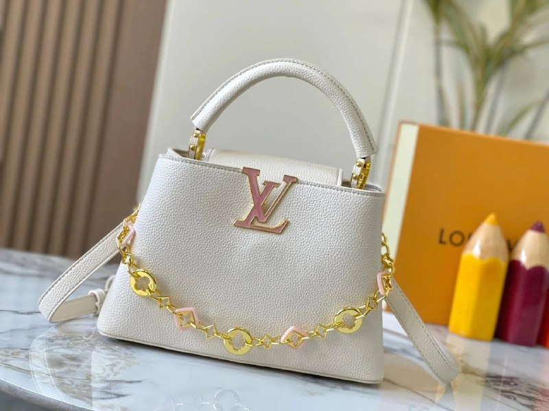 Louis Vuitton Dauphine Bag [1 style]