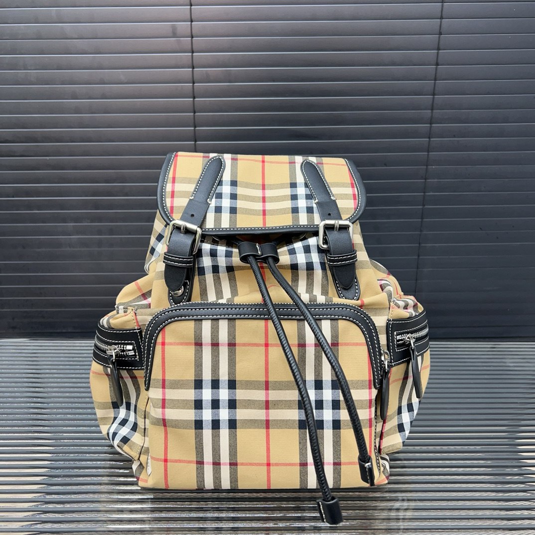 Burberry Vintage Check Backpack & Camera Bags [40 styles]