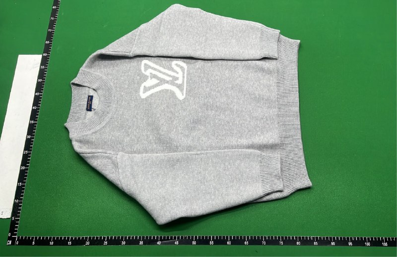 Louis Vuitton Monogram Knit Sweater [2 styles]