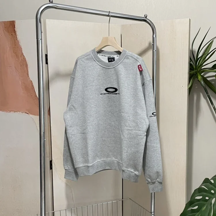 Oakley sweatshirt