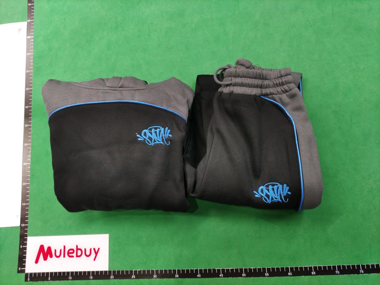 Syna World Hoodie [8 styles]