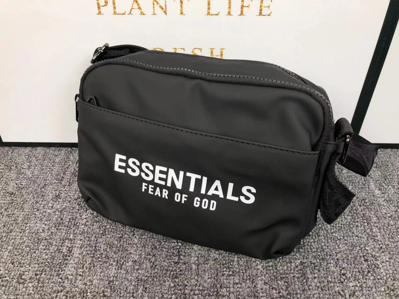 Fear of God Essentials Bandolera [35 styles]