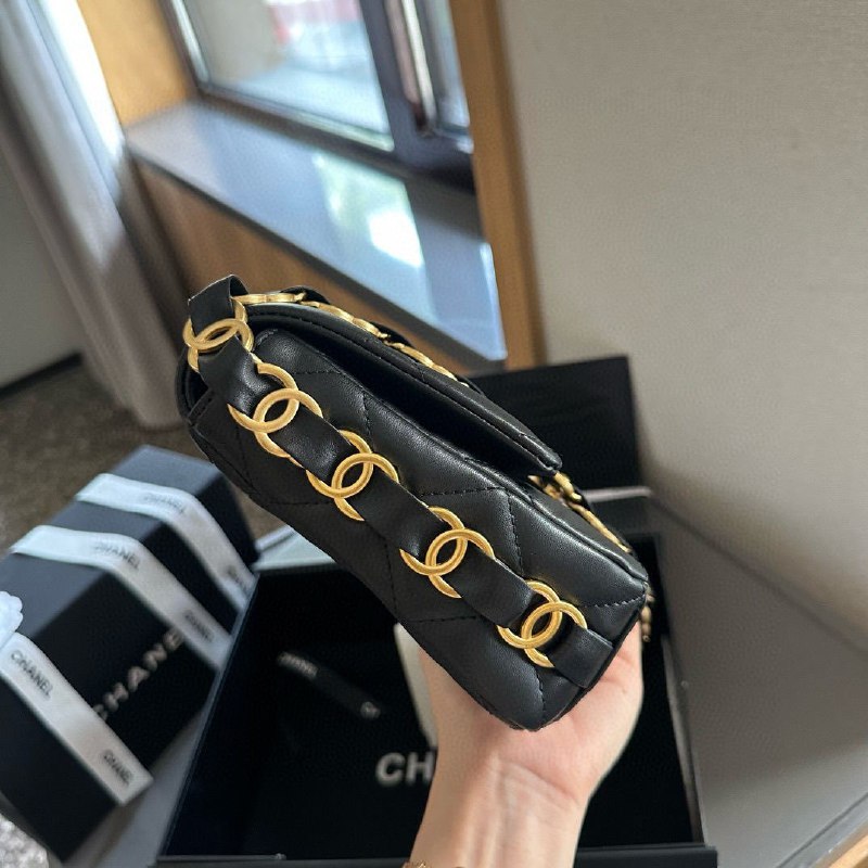 Chanel Classic Flap Bag [2 styles]