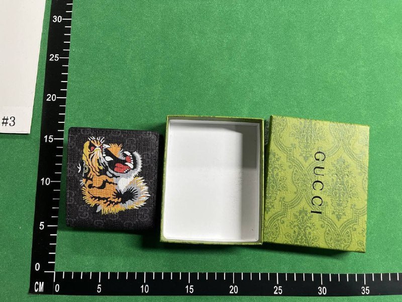 Gucci GG Supreme Wallet [33 styles]