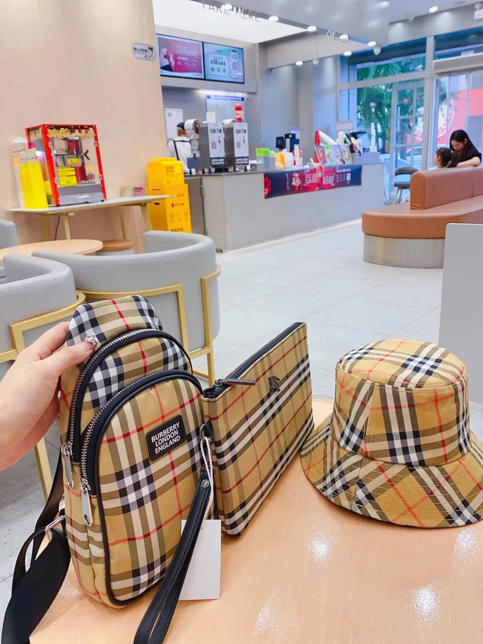 Burberry Vintage Check Bag Set [39 styles]