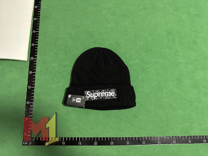 Supreme Box Logo Beanie [8 styles]