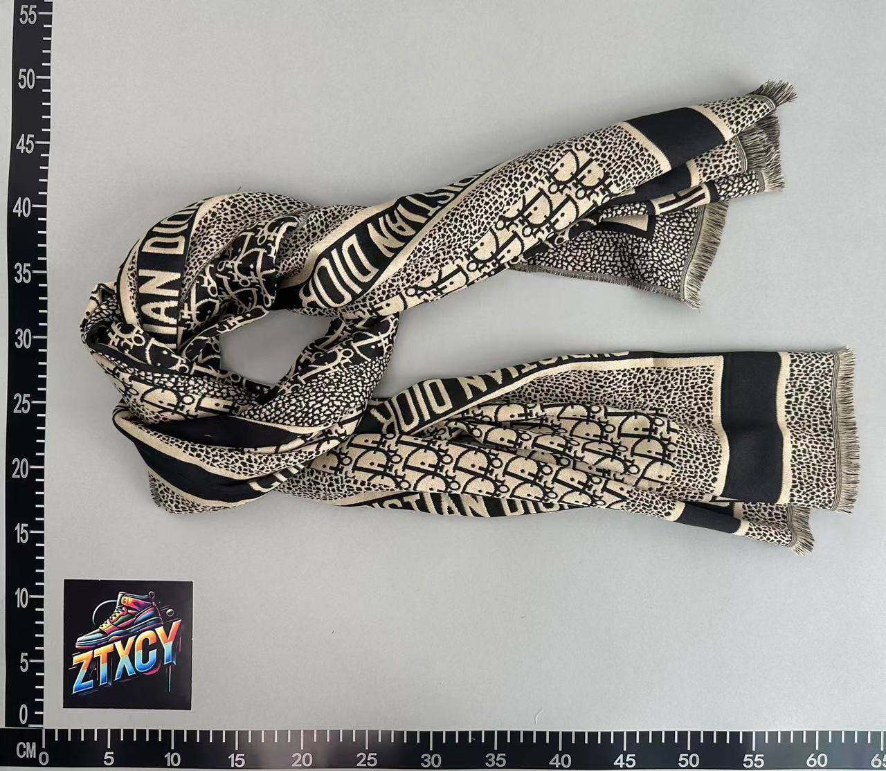 Christian Dior Oblique Foulard [9 styles]