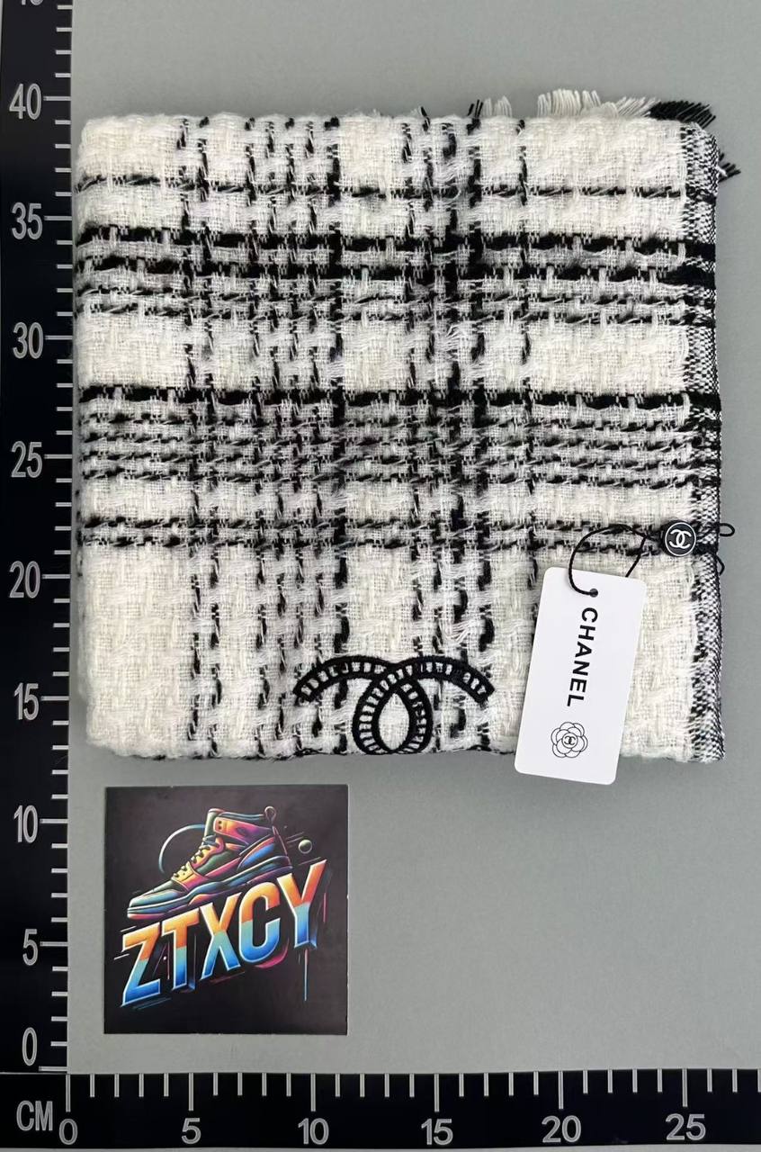 Chanel Tweed Check Scarf [4 styles]