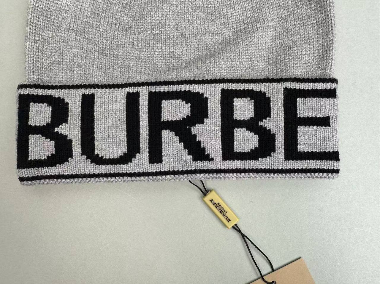 Burberry Logo Knit Beanie [5 styles]