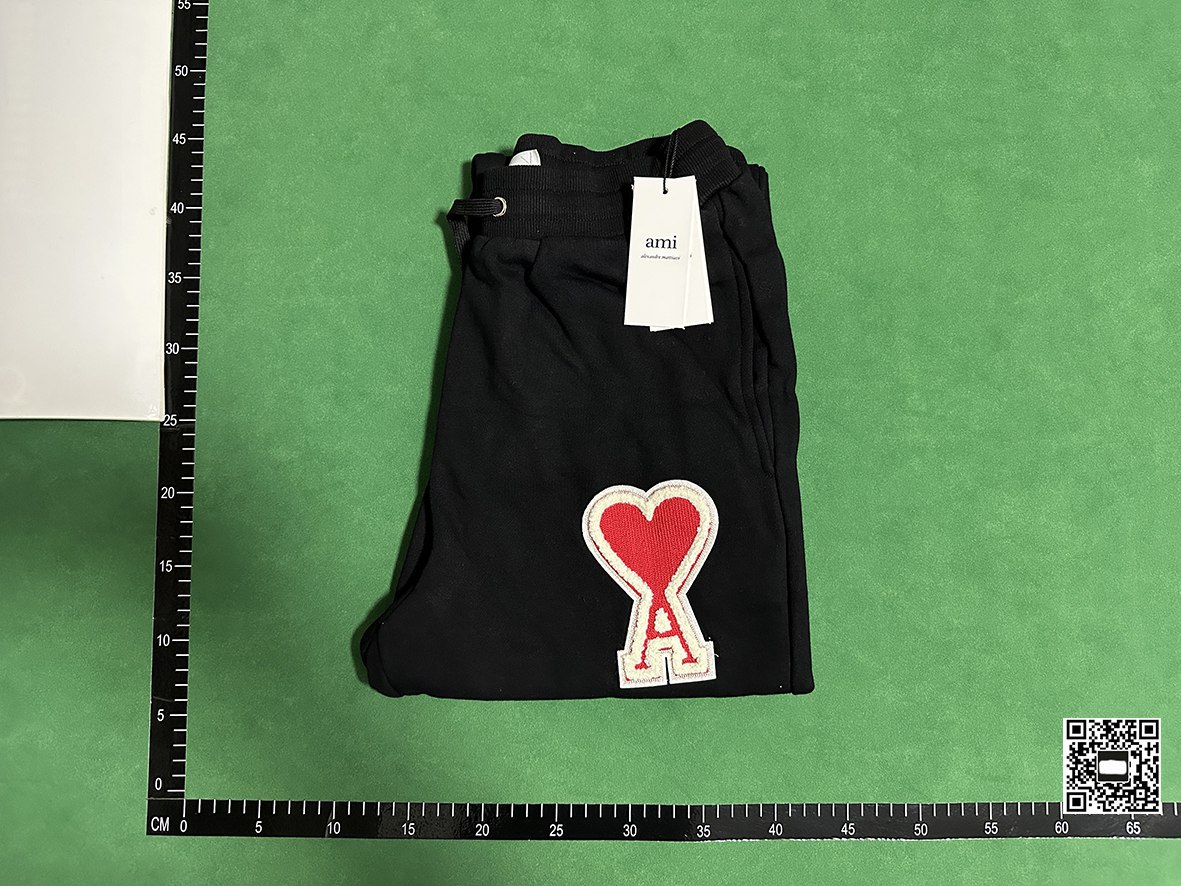 AMI Paris Heart Logo Sweatpants [9 styles]