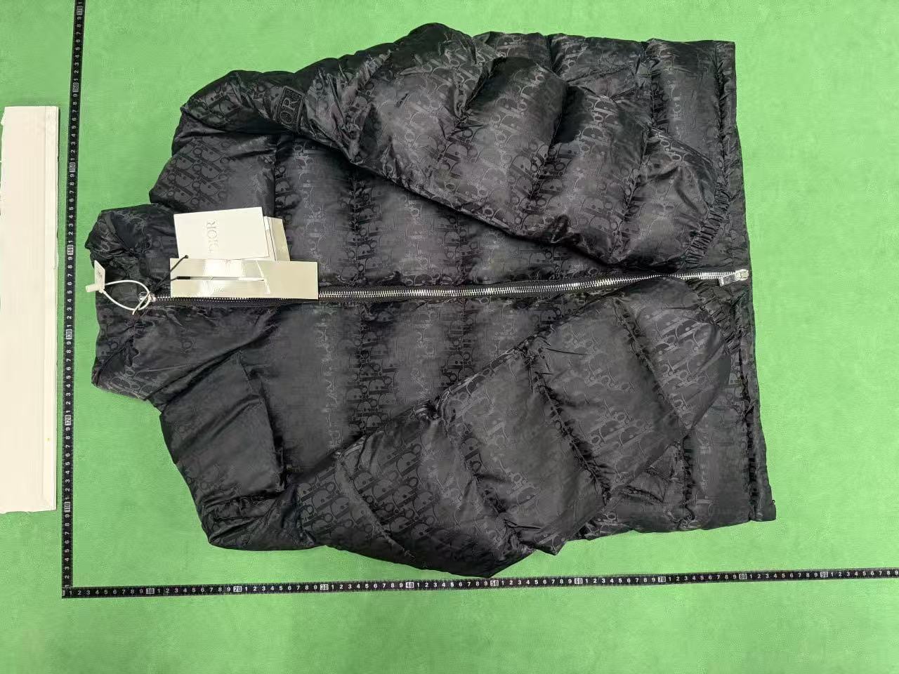 Dior Oblique Puffer Jacket [3 styles]