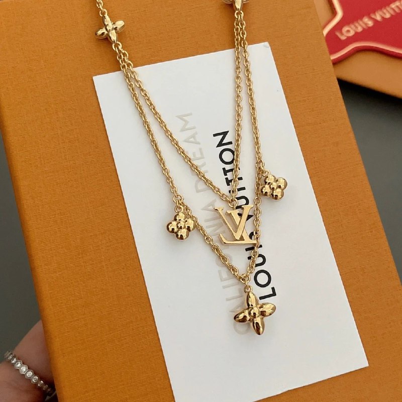 Louis Vuitton Flower & LV Initial Necklaces [40 styles]