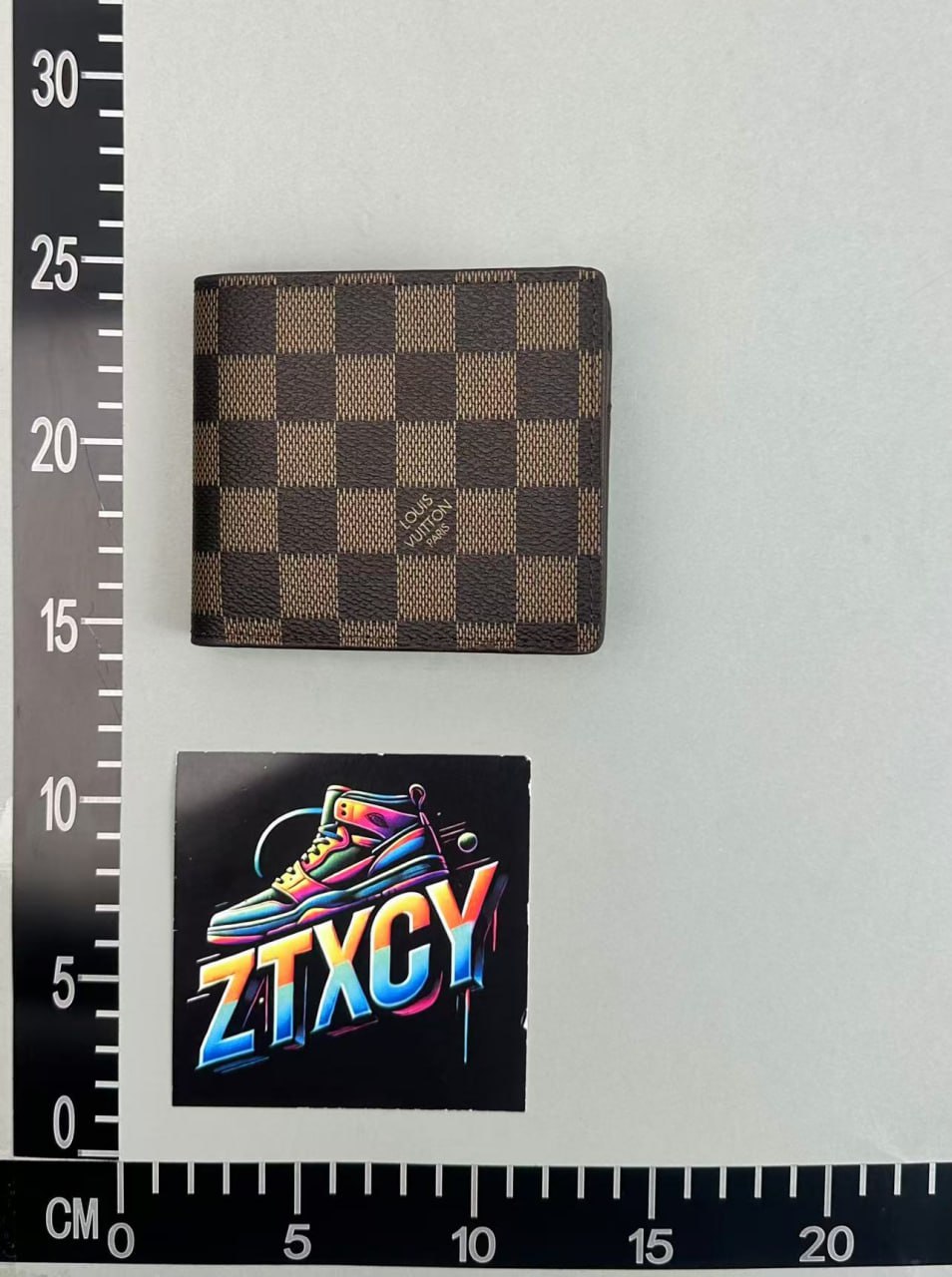 Louis Vuitton Damier and Monogram Wallets [6 styles]