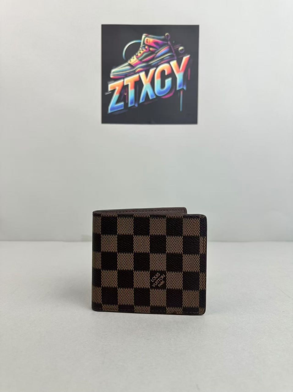 Louis Vuitton Damier and Monogram Wallets [6 styles]