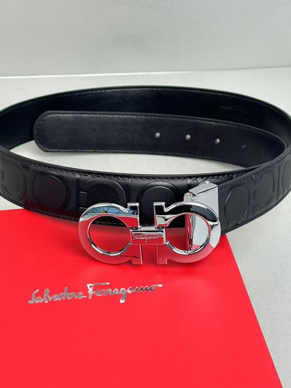 Salvatore Ferragamo Gancini Buckle Leather Belt [40 styles]